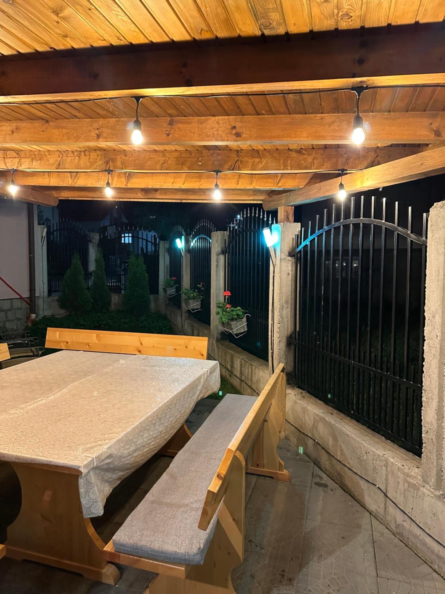 Advel Guest Hous Hotel Madzhare Exterior photo
