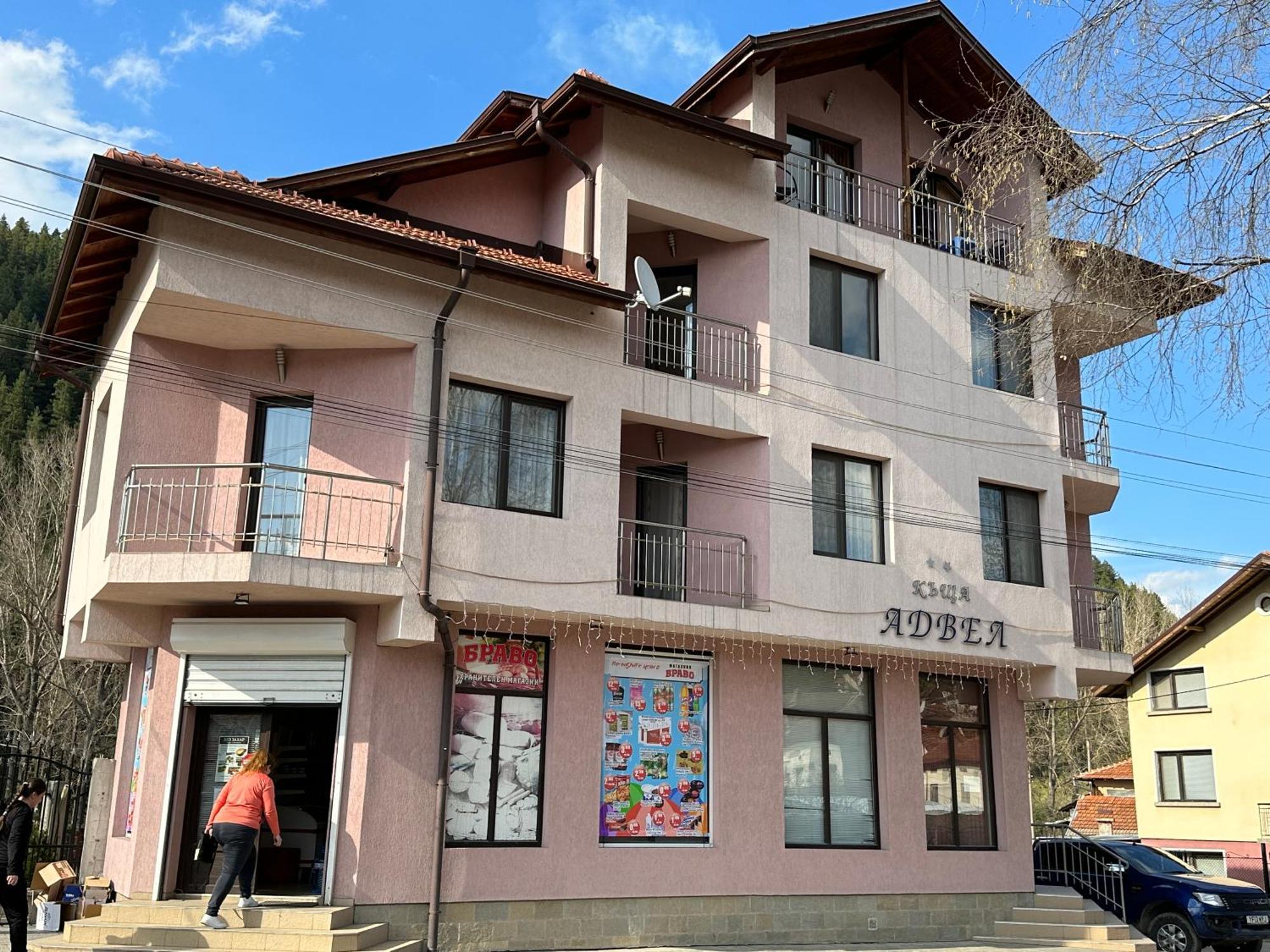 Advel Guest Hous Hotel Madzhare Exterior photo